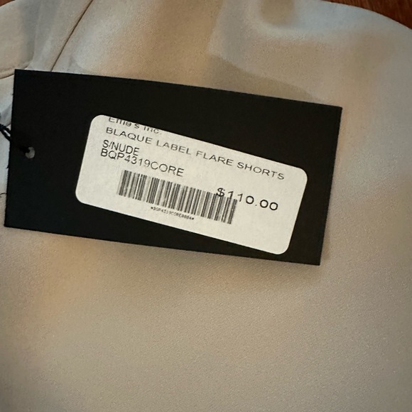 NWT Blaque Label Flare Shorts size Small color is Sand - Picture 3 of 4